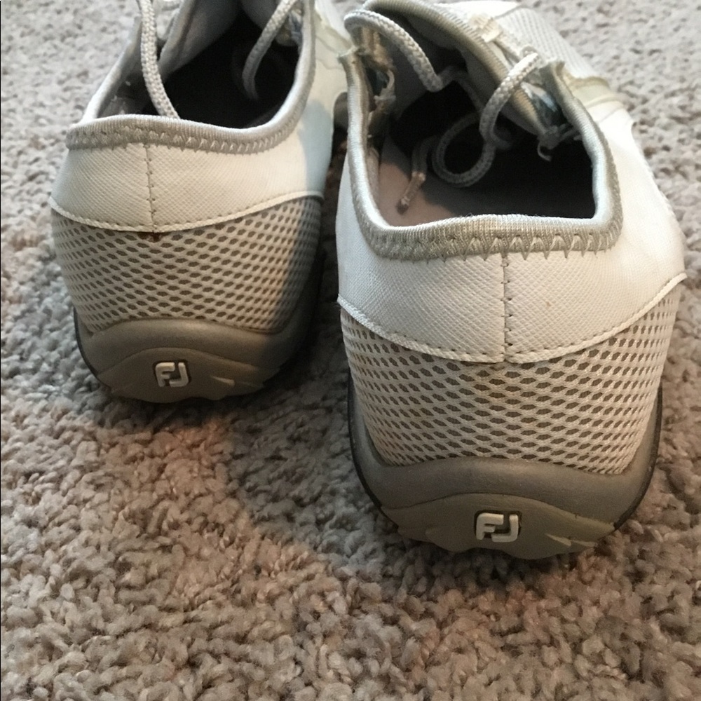 Ladies Golf Shoes - Picture 4 of 8